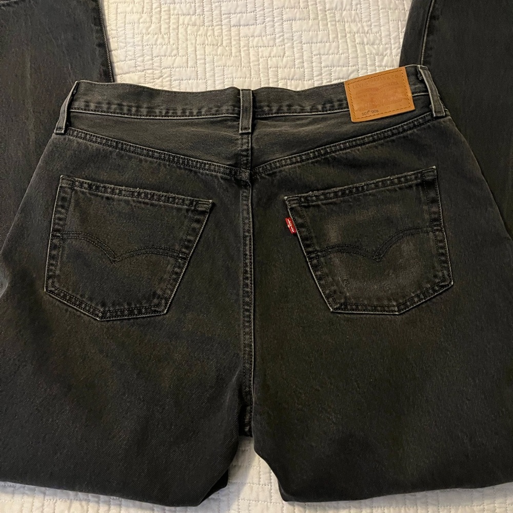 Levi’s 501 Jeans Dark Gray 33x30 Straight Leg 100% Cotton Classic Fit Modern